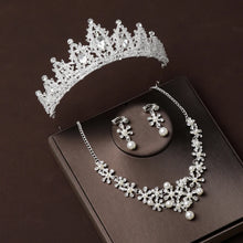 Load image into Gallery viewer, Luxury Rhinestone Tiaras Crown