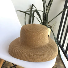 Load image into Gallery viewer, Folding Beach Hat