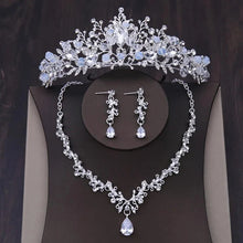 Load image into Gallery viewer, Luxury Rhinestone Tiaras Crown