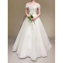 Load image into Gallery viewer, Elegant Off The Shoulder Chiffon Wedding Dresses