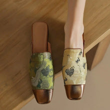 Load image into Gallery viewer, Flower Pantofle Low Luxury Slides Pointed Slippers