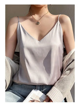 Load image into Gallery viewer, 100 silk real slim v-neck camisole