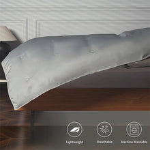 Load image into Gallery viewer, 100% Muberry Silk Fill Summer Quilt