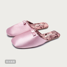 Load image into Gallery viewer, Luxury Silk Print Design Flat Slippers Women Sweet Butterfly Knot Decoration Modern Slippers Comfortable Elegant Home Slippers