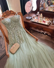 Load image into Gallery viewer, Women Luxurious Evening Dresses