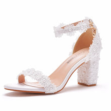 Load image into Gallery viewer, Crystal Queen Wedding Shoes
