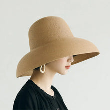 Load image into Gallery viewer, Folding Beach Hat
