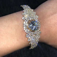 Load image into Gallery viewer, Bling Crystal Heart Bangle Bracelet
