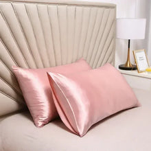 Load image into Gallery viewer, 100% Natural Mulberry Silk Pillow Case
