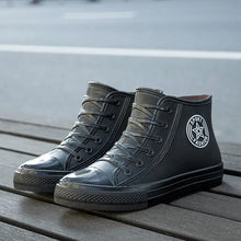 Load image into Gallery viewer, Warm Womens Rain Shoes With Fur
