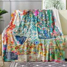 Load image into Gallery viewer, Heart Print Blanket
