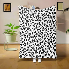 Load image into Gallery viewer, Heart Print Blanket
