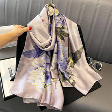 Load image into Gallery viewer, Women Luxury  Scarf

