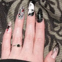 Load image into Gallery viewer, 24Pcs Horror Comic Tomie Press on Nails
