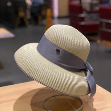 Load image into Gallery viewer, French Retro Straw Sun Hat with Bow
