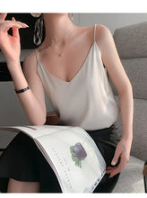 Load image into Gallery viewer, 100 silk real  slim v-neck  camisole
