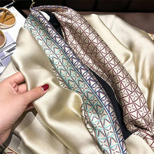 Load image into Gallery viewer, Women Luxury  Scarf
