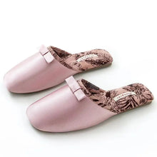 Load image into Gallery viewer, Women&#39;s Silk  Slippers
