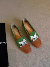 Load image into Gallery viewer, Cat Embroidery Slippersies

