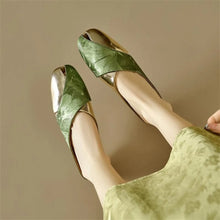 Load image into Gallery viewer, Soft Leather Blocked Square Toe Slippers
