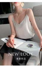 Load image into Gallery viewer, 100 silk real  slim v-neck  camisole
