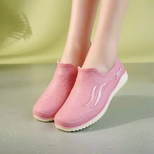 Load image into Gallery viewer, Warm Womens Rain Shoes With Fur
