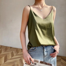 Load image into Gallery viewer, 100 silk real  slim v-neck  camisole
