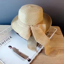 Load image into Gallery viewer, Wide Brim Straw Hat
