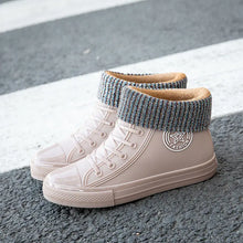 Load image into Gallery viewer, Warm Womens Rain Shoes With Fur
