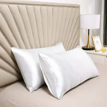 Load image into Gallery viewer, 100% Natural Mulberry Silk Pillow Case
