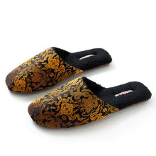 Load image into Gallery viewer, Embroidered Flower Slippers
