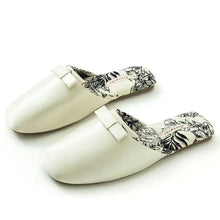 Load image into Gallery viewer, Women&#39;s Silk  Slippers
