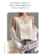 Load image into Gallery viewer, 100 silk real  slim v-neck  camisole
