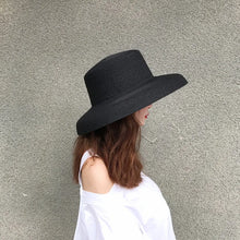 Load image into Gallery viewer, Folding Beach Hat

