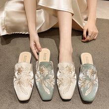 Load image into Gallery viewer, Velour Embroidery Flower Slippers
