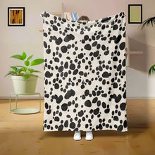 Load image into Gallery viewer, Heart Print Blanket
