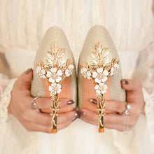 Load image into Gallery viewer, Metal Flower High Heels  Luxury Sexy Pointed Women&#39;s Shoes
