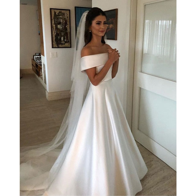 Satin Longue Wedding Dress